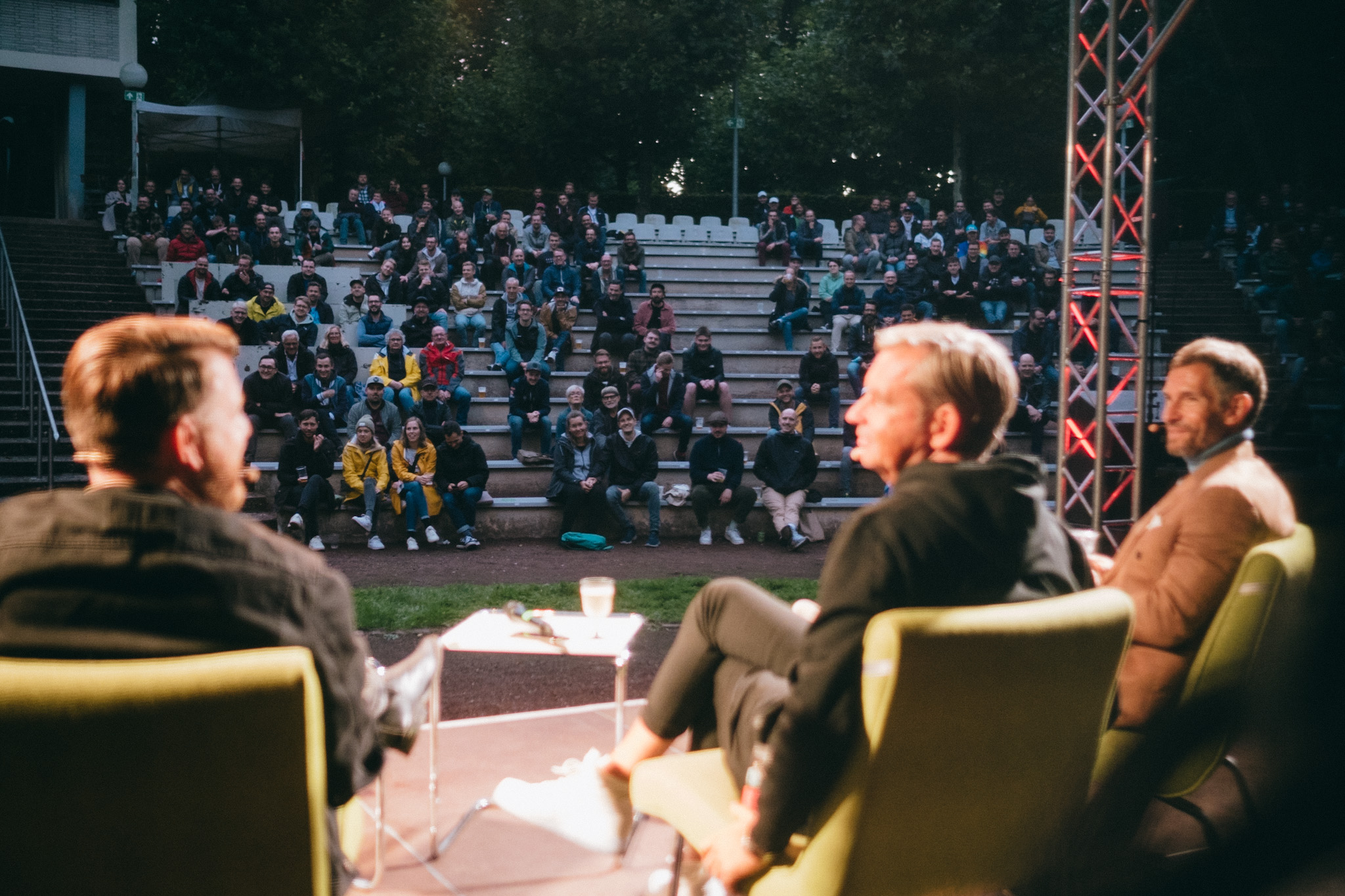 Podcastaufnahme zum Thema Fußball
