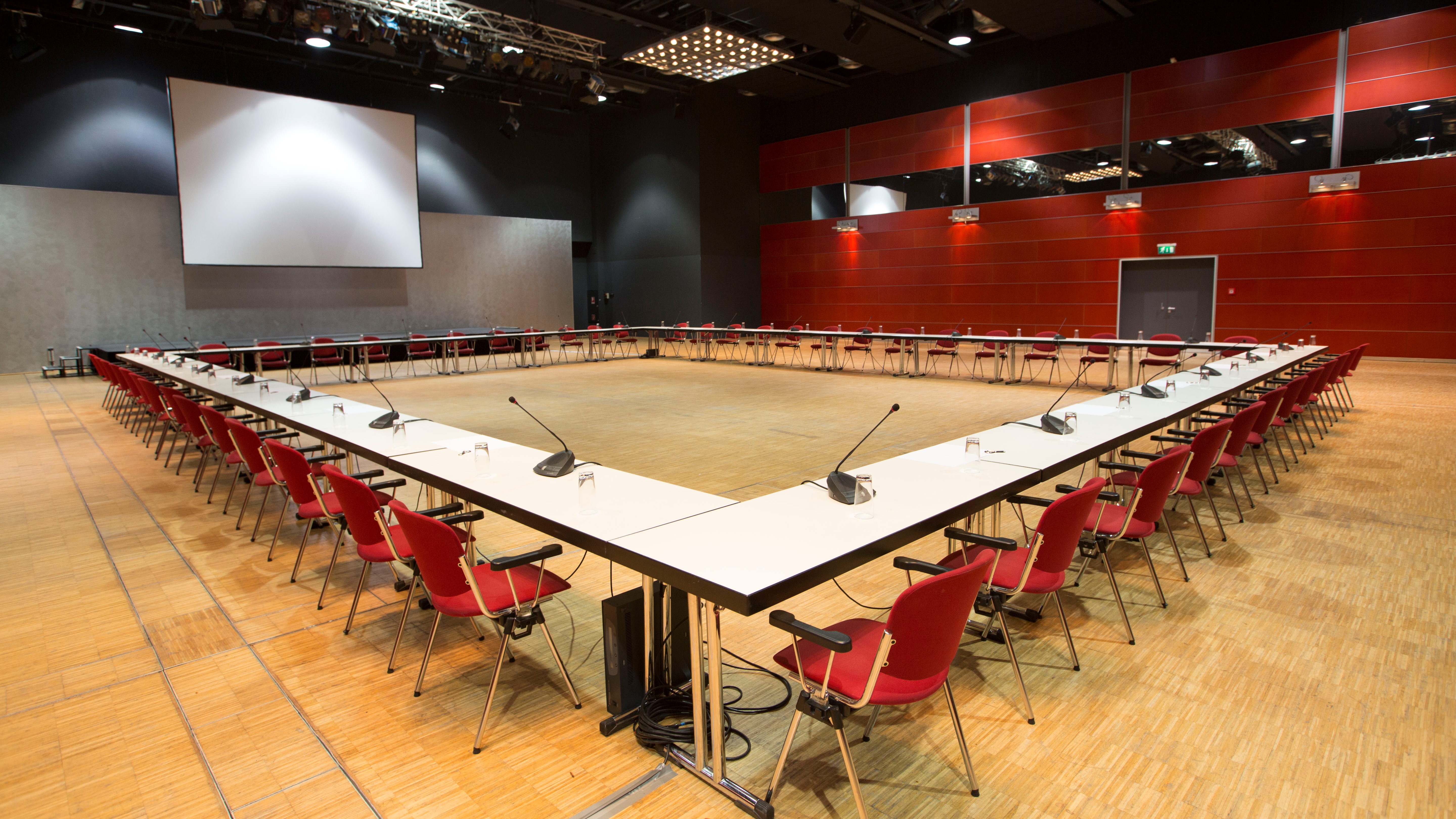 Quadratförmige Bestuhlung in Saal 2, im Ruhrcongress